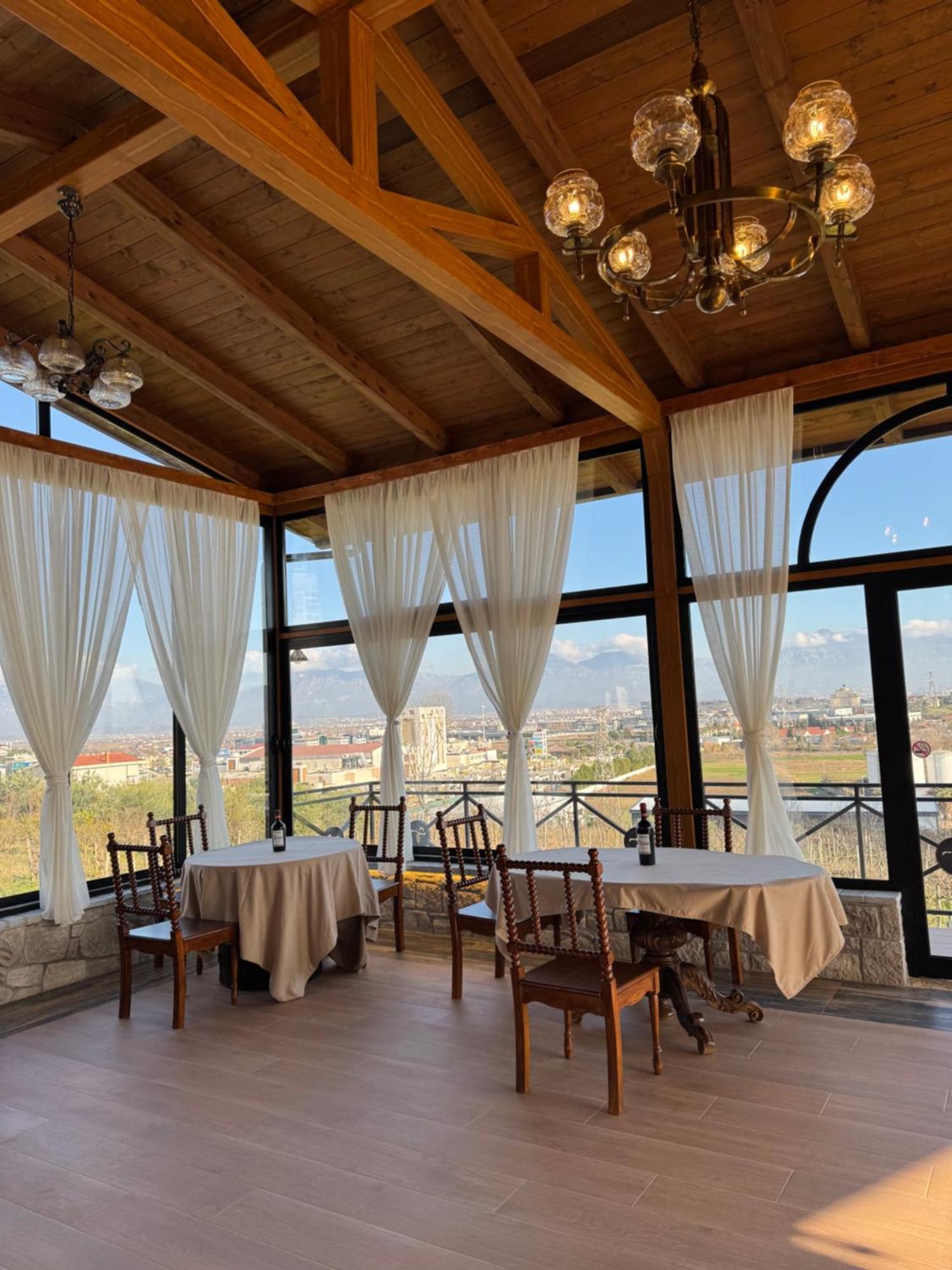 Vila Shehi Guesthouse And Winery Mucaj Exterior photo